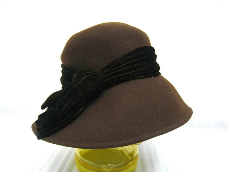 新品◆LAURA ASHLEY ローラアシュレイ ウール100％ ハット 帽子