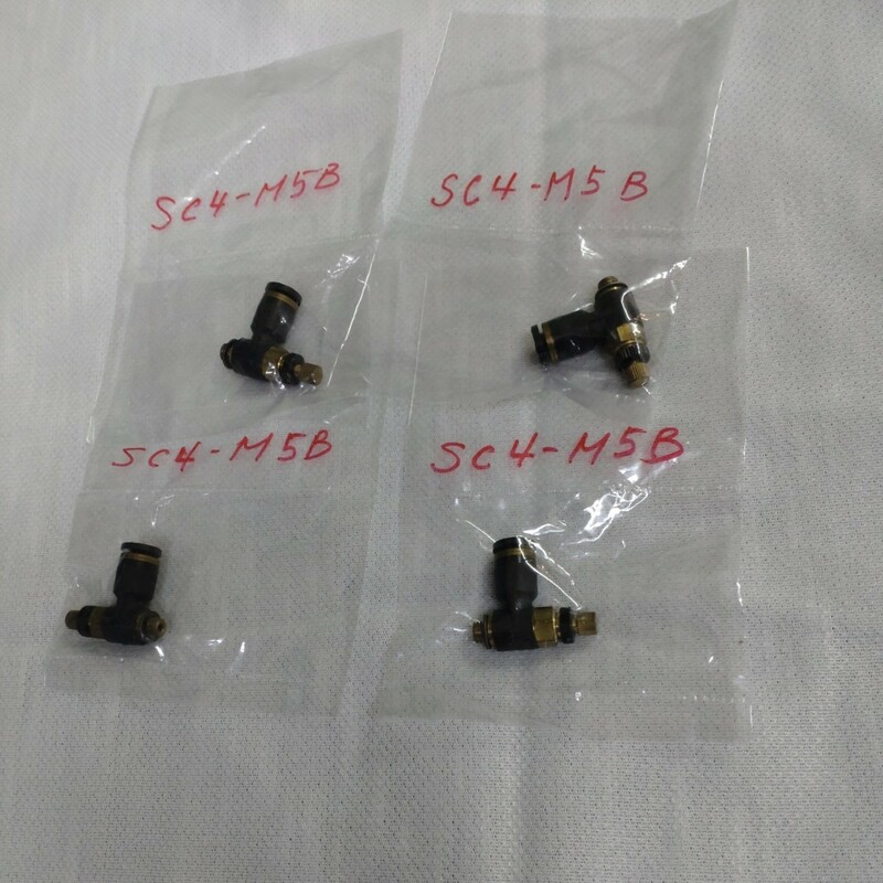 SC4-M5B ① クィック継手付スピードコントローラー チューブ外径Φ4mm・接続ネジ（Ｍ５）・コガネイ製　未使用・長期保管品（4個）