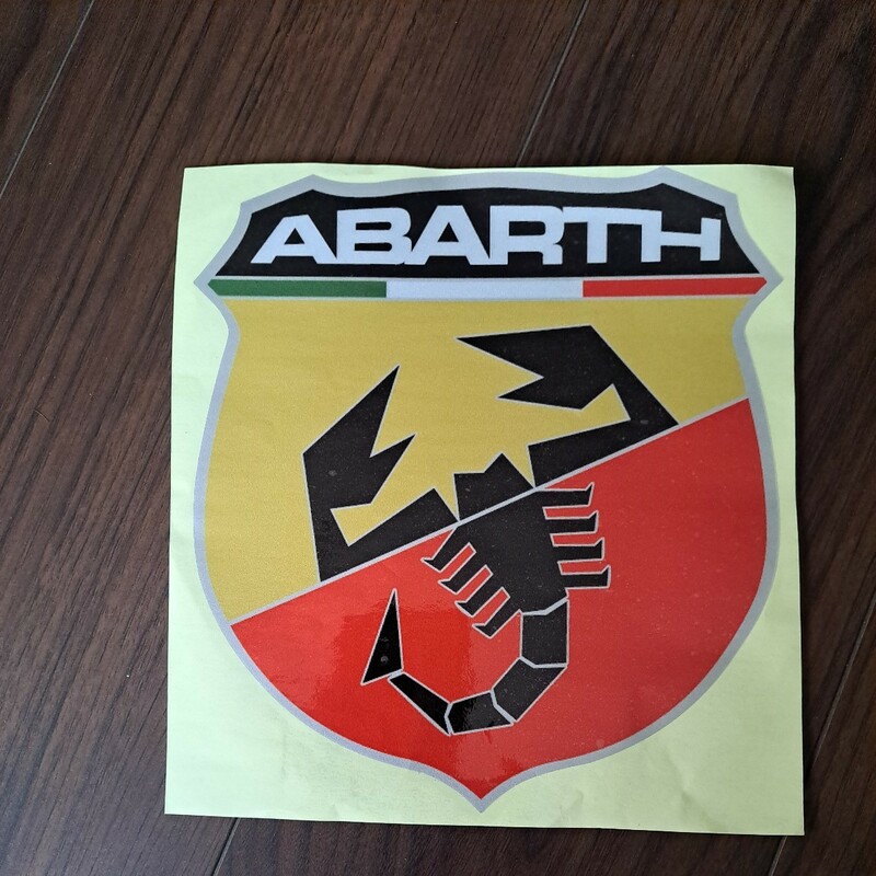 ABARTH　アバルト　ステッカー　デカール　ボンネット等に　約18.5×19.5cm
