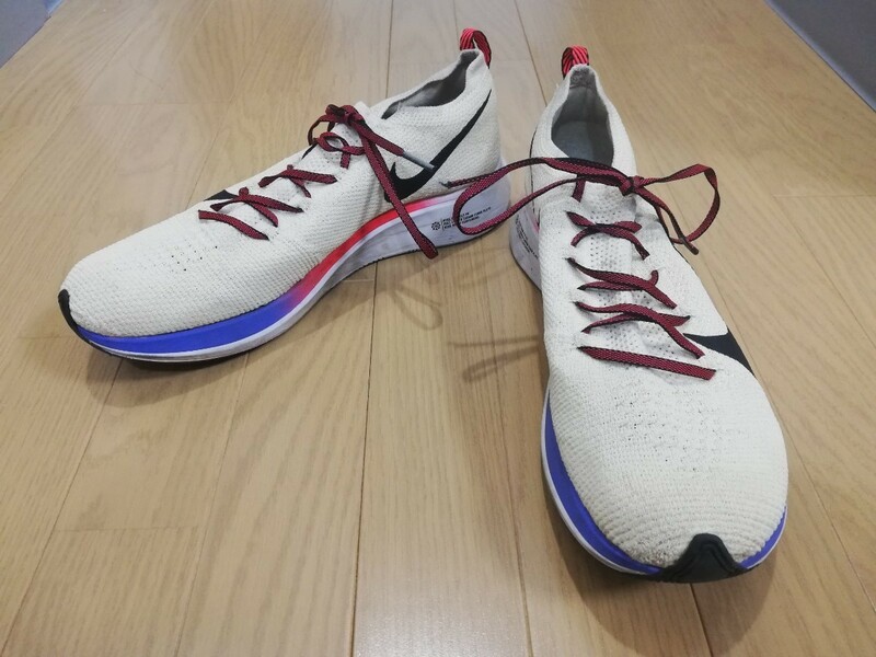 “NIKEナイキ“【ZOOM FLY FK ズーム フライ FK 】“ランニングシューズ◆:28㎝(メンズ)　クリーム×ブラック