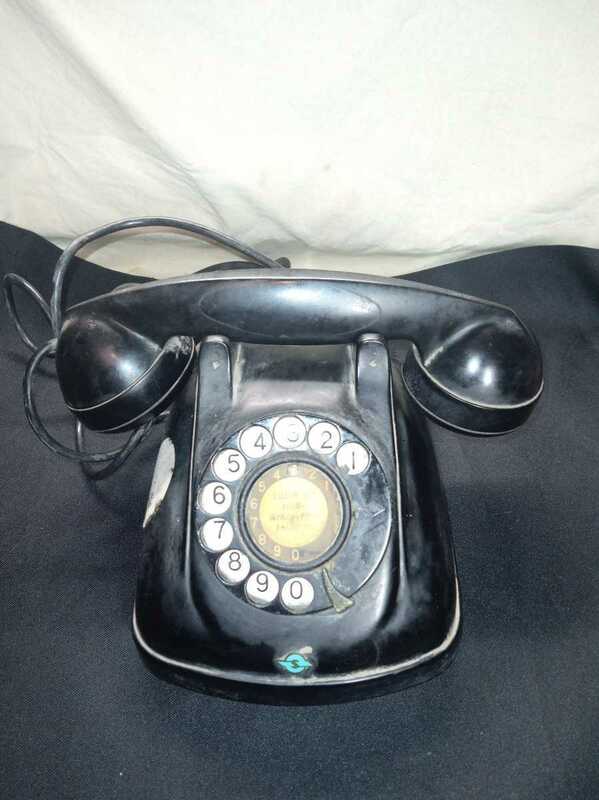 レトロ　黒電話　4号A自動式電話機　昭和レトロな黒電話インテリアに！