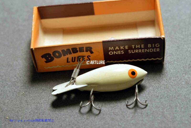 オールド珍品希少面白ルアー　BOMBER 201 LURES BOMBER BAIT CO.　VINTAGE LURE （6084-179）USA #OLDLURE #ARTLURE_VINTAGE 