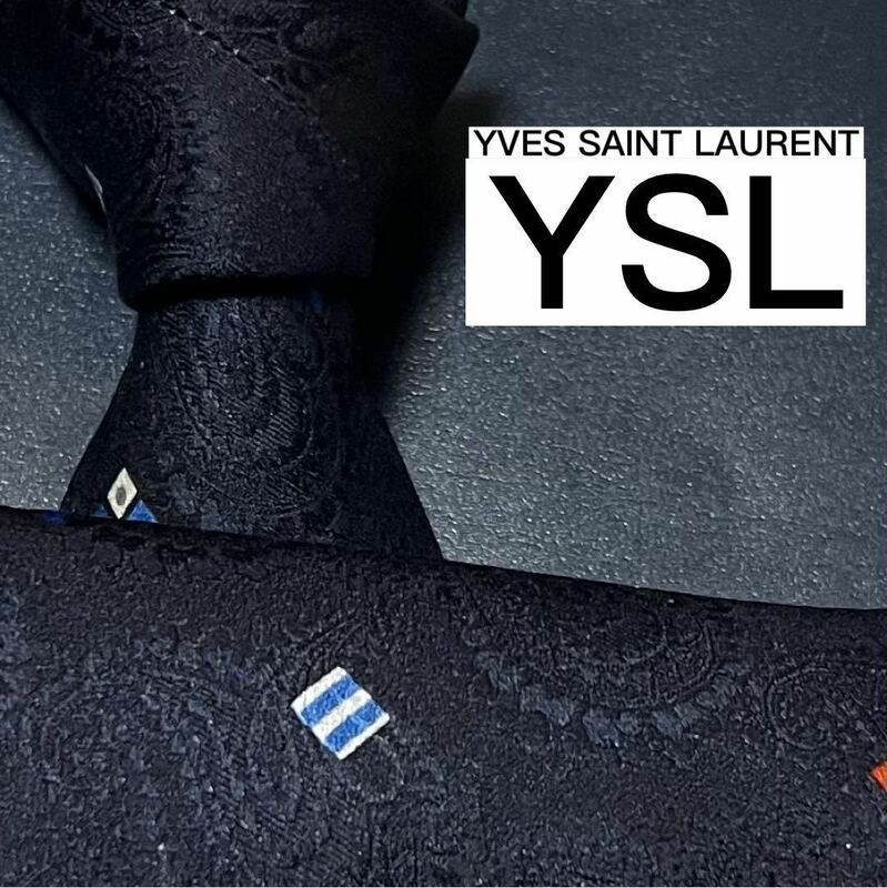 極美品 YVES SAINT LAURENT イヴサンローラン ネクタイ 刺繍 ジャガード ツヤ 光沢 ペイズリー ロゴ メンズ ビジネス 通勤 ブラック 黒