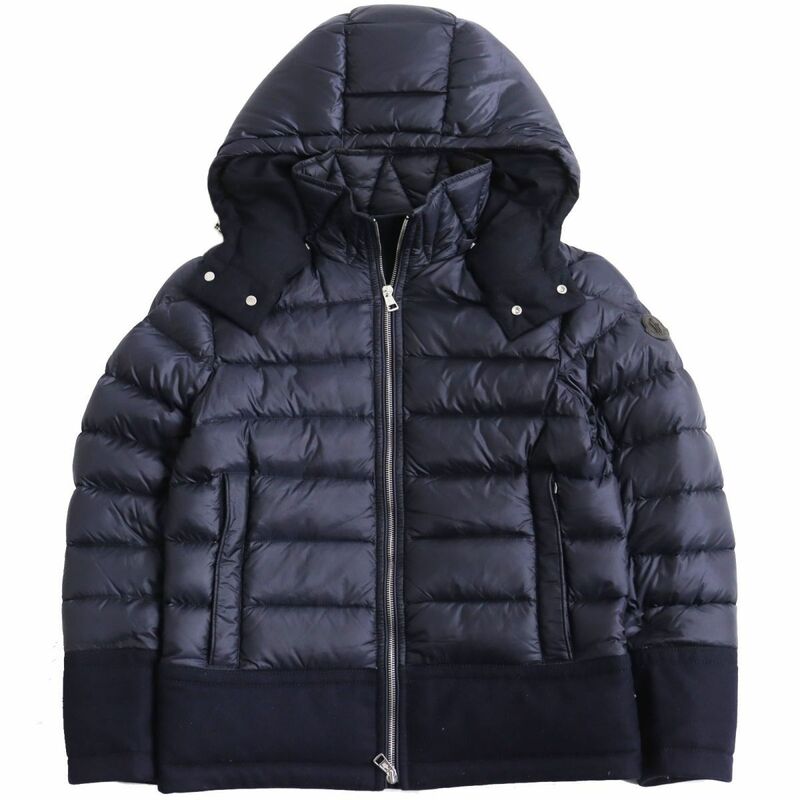 良品●MONCLER モンクレール RIOM/リオン レザーロゴパッチ付き ウール切り替え フーデッドダウンジャケット ネイビー 0 正規品 メンズ