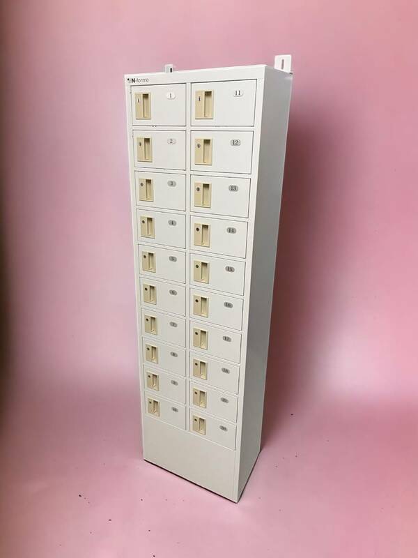 ☆岩手花巻発☆■中古品■ 20人 貴重品ロッカー (B) ■らくらく家財便 / 手渡し可■