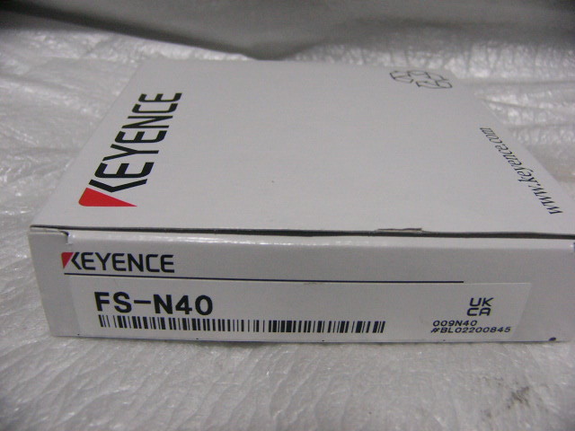 ★新品★ KEYENCE FS-N40 ファイバセンサアンプ 複数有