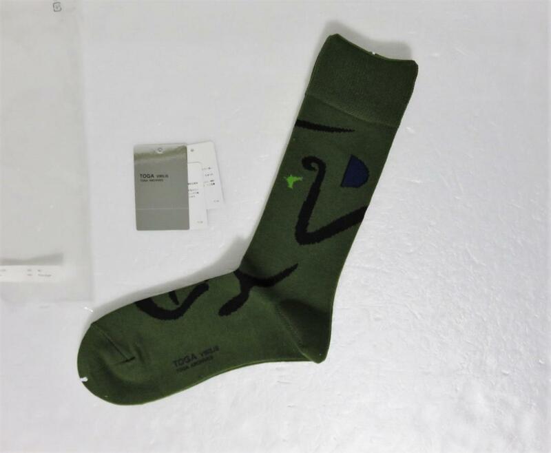 送料無料 新品 TOGA VIRILIS Motif socks メンズ カーキ 日本製 トーガ ビリリース ソックス 靴下