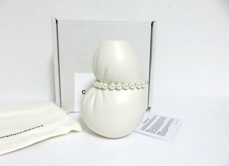 定価2.2万 Completedworks Small Vase PEARLS ホワイト コンプリ―テッドワークス 花瓶 フラワーベース パール 一輪挿し Completed works