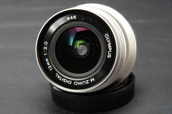 明るいレンズ ● OLYMPUS M ZUIKO DIGITAL 12mm F2.0 MFT micro Four Thirds オリンパス ズイコー 広角 単焦点 マイクロフォーサーズ #889