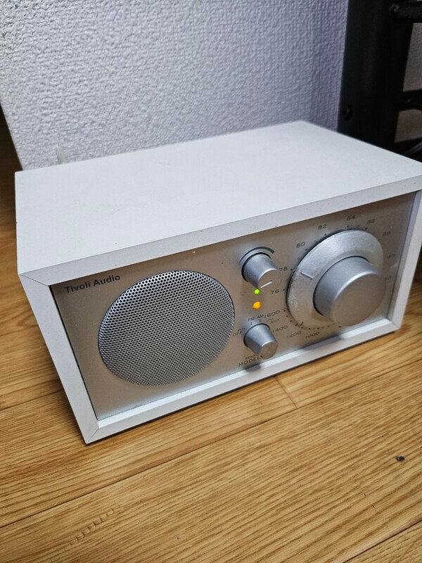 Tivoli Audio チボリオーディオ ラジオスピーカー Model ONE