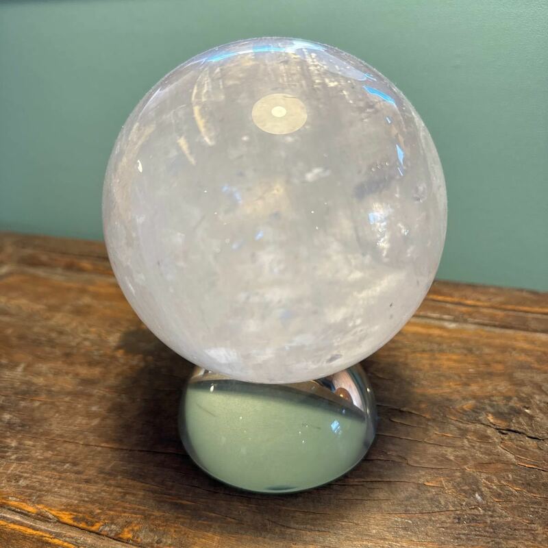 水晶玉丸玉　ガラス台座付き　パワーストーン　直径11センチ玉