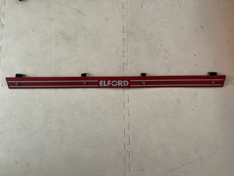 三菱デリカD:5　エルフォード　ELFORD フロントアンダーフラップ　中古
