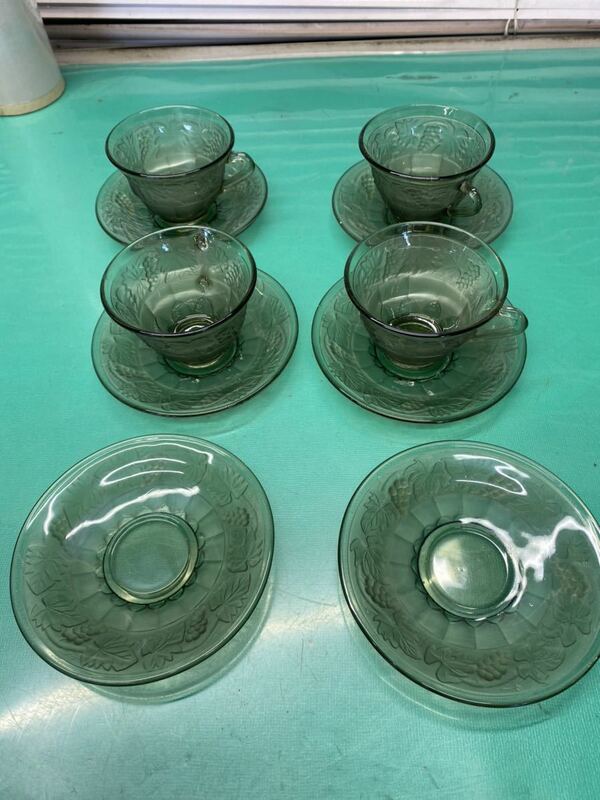 (2000) 昭和レトロ　ガラス　ティーカップセット　葡萄　ガラス食器　コーヒーカップ