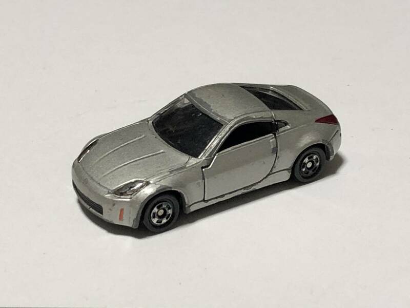 トミカ TOMICA 日産 ニッサン フェアレディZ 　シルバー NISSAN FAIRLADY Z 中国製 タカラトミー