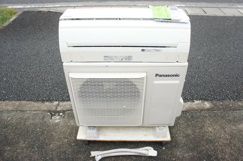 ６０■Panasonic　パナソニック CS-X565C2　２０１５年製 エアコン 冷房5.6kw 18畳 