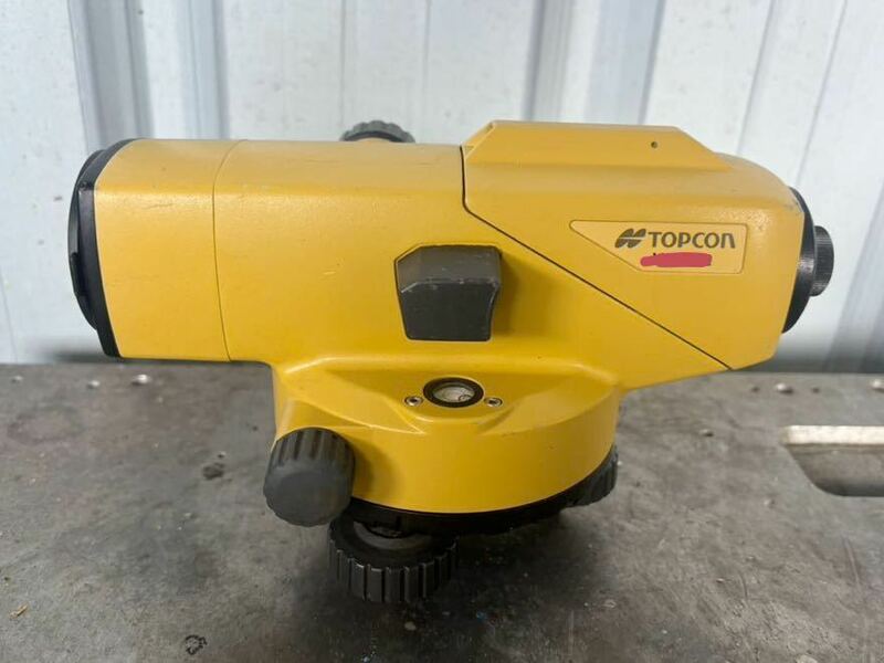 オートレベル　トプコン　TOPCON　AT-B2　測量機　現状渡し 中古現状品 ジャンク