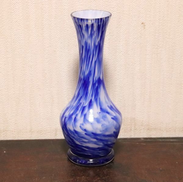 古そうなとても綺麗なマーブル硝子花瓶 n818