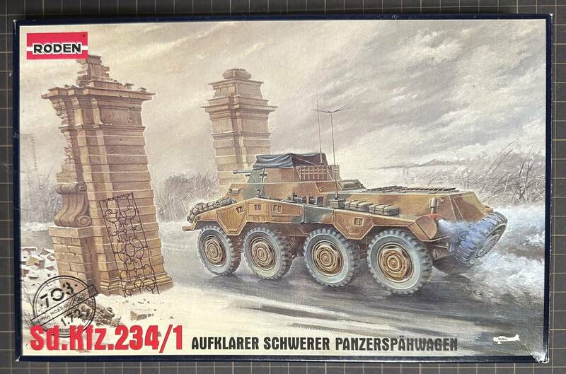 【未組立】『Sd.Kfz.234/1』　ドイツ国防軍装甲偵察車　RODEN　1/72スケール