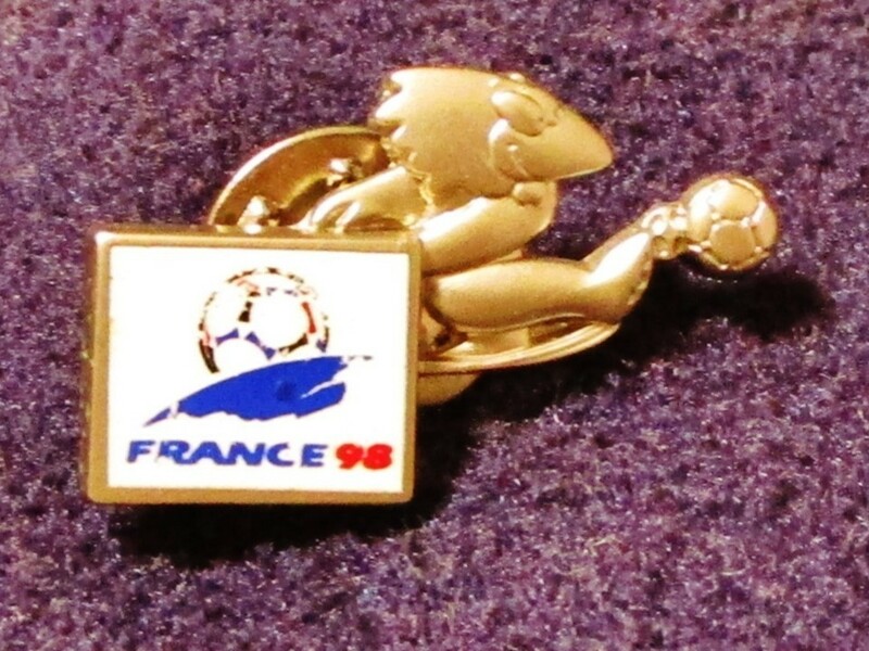 ★超希少！RARE！FIFA WORLD CUP FRANCE '98 pin badge Football ワールドカップ フランス ピンバッチ