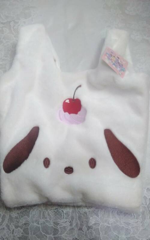 ☆サンリオ☆ とっても可愛い！ケーキ♪ポチャコちゃんのフェイクファー生地のホワイト色トートバッグです(o^―^o)サイズ28×32cm☆新品☆