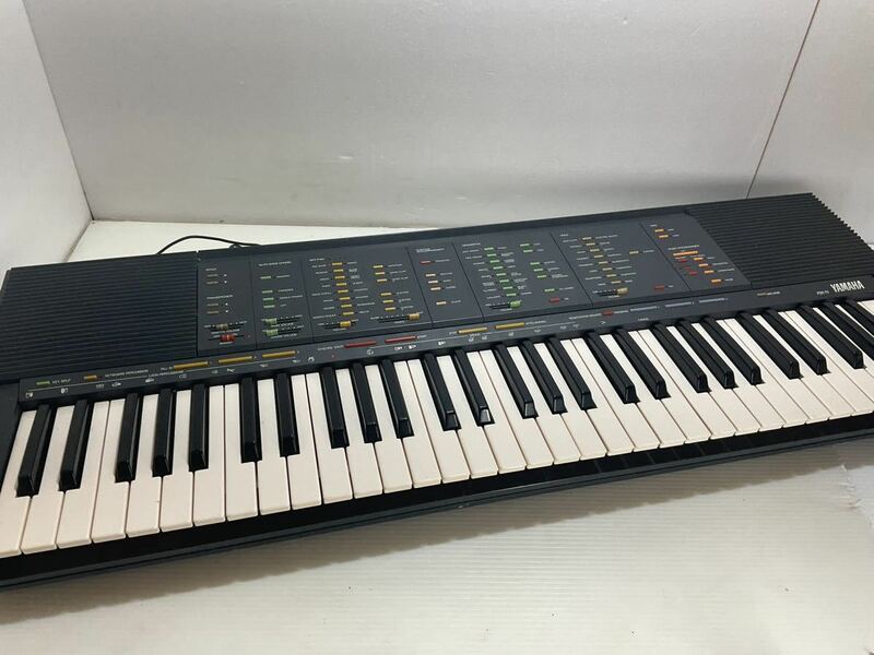 YAMAHA ヤマハ PSR-70 電子キーボード 楽器 音楽 現状品　シンセサイザー