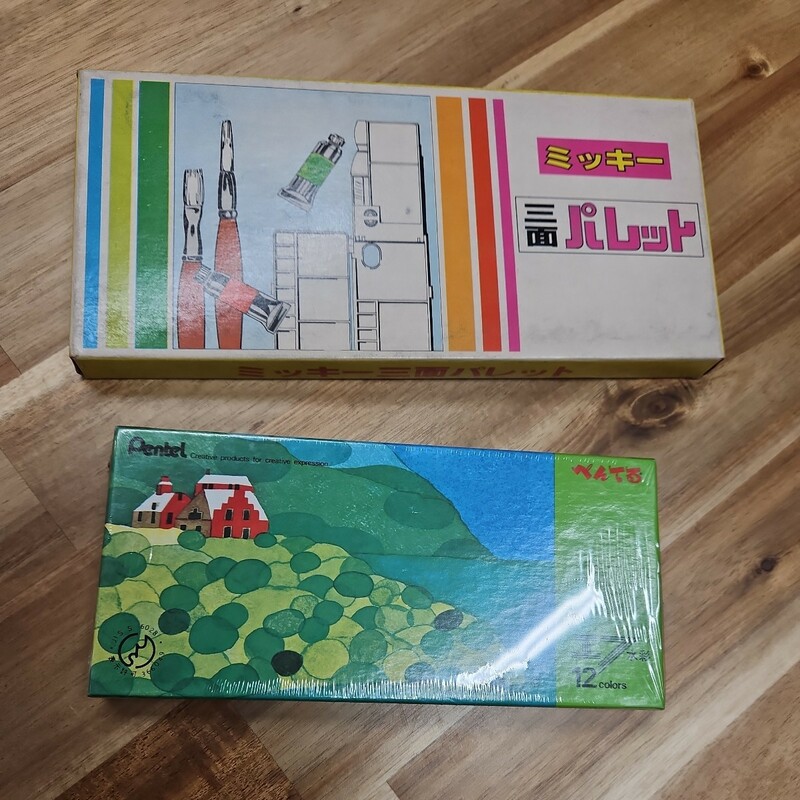 昭和レトロ文具　ミッキー3連パレットと絵具のセット　