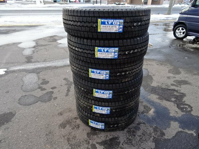 ダンロップ　新品スタッドレスタイヤ　WINTER MAXX LT03 M 215/85R16 120/118L LT　6本セット　小型トラックなど