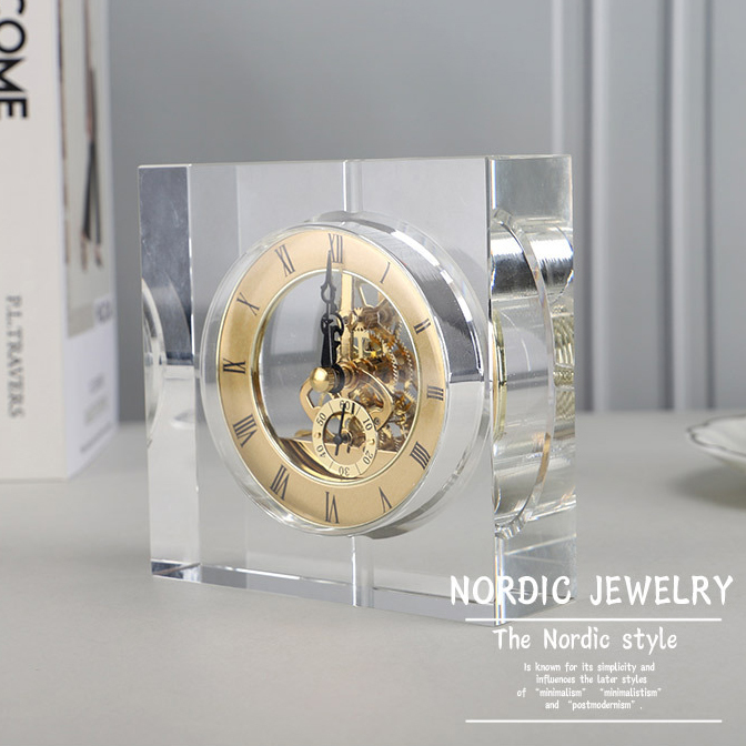モダンでシンプルなデスククロック クリスタル メカニカル、クリエイティブな家庭用品、オフィス用品 置き時計 クリア 機械仕掛け