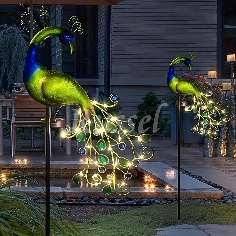 ガーデンライト 孔雀 ピーコック ソーラー 太陽光 キラキラ しっぽ 尾 Tail 屋外 耐水 防水 メタル ガーデン装飾 芝生ライト 庭の装飾
