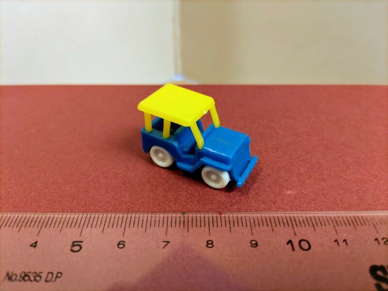 昭和レトロ　グリコキャラメルのおまけ　ジープ（自動車）のおもちゃ　食玩　レア物　ビンテージ品