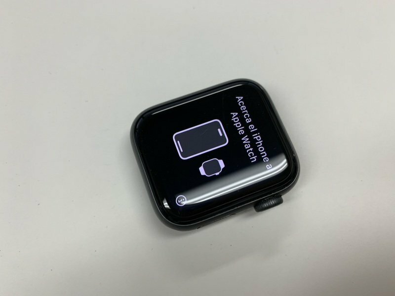 DV935 Apple Watch Series 5 GPSモデル 40mm スペースグレイ アルミ