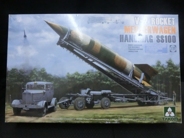 未組立品 TAKOM V-2 ロケット 牽引車 SS100 No.2030 1/35 プラモデル