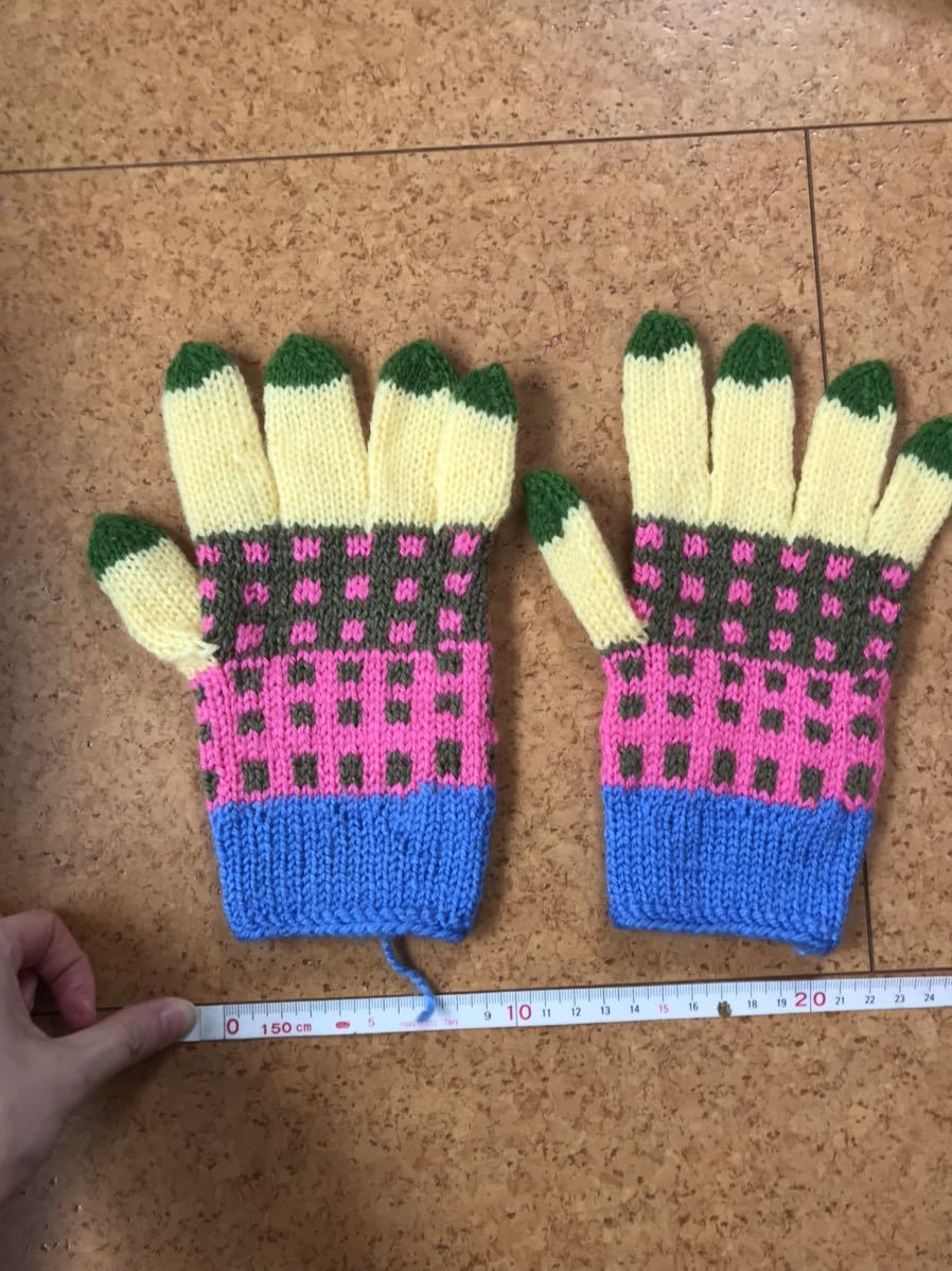 手袋 海外　ハンドメイド