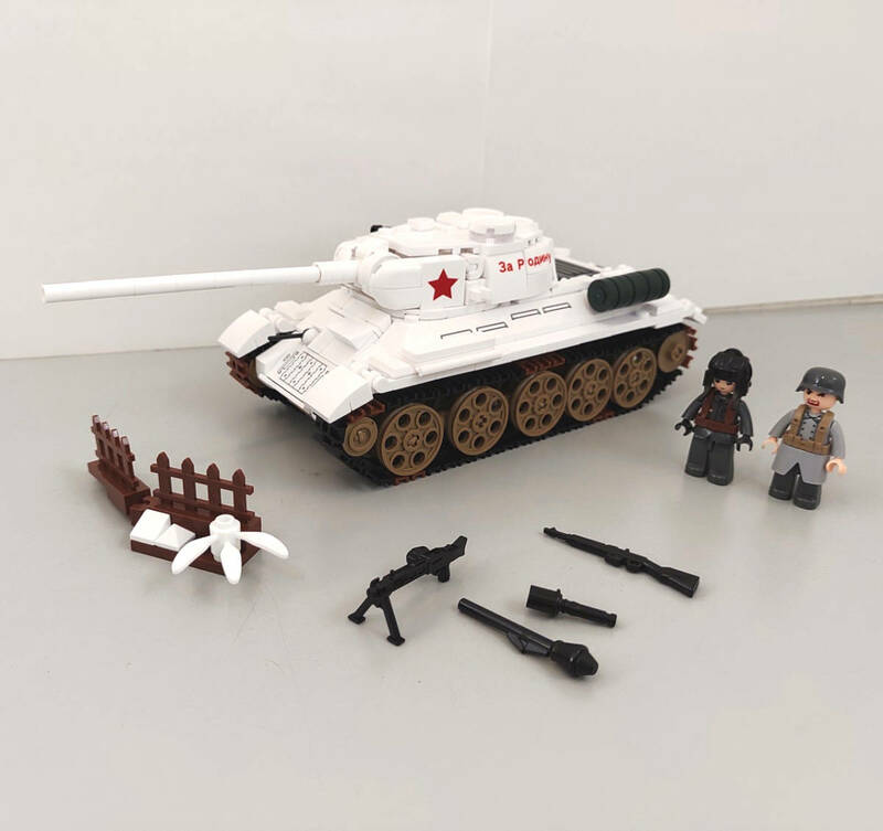 ソ連 T-34/85 中戦車 冬季迷彩 レゴ互換品