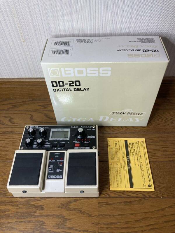 元箱付き◆BOSS ボス◆GIGA DELAY ギガディレイ DD-20◆デジタルディレイ◆エフェクター ギター 空間系 マルチ