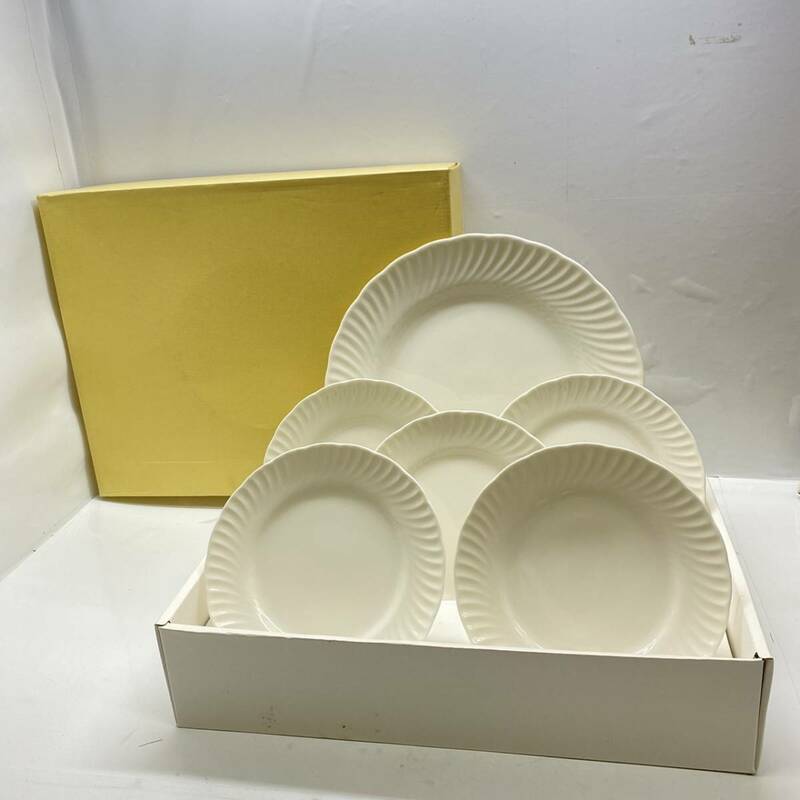 送料無料g28465 NEW BONE CHINA ニューボーンチャイナ陶器 ケーキ皿 デザート プレート 皿 6枚セット 大皿 ×1枚 ケーキ皿×5枚 未使用品