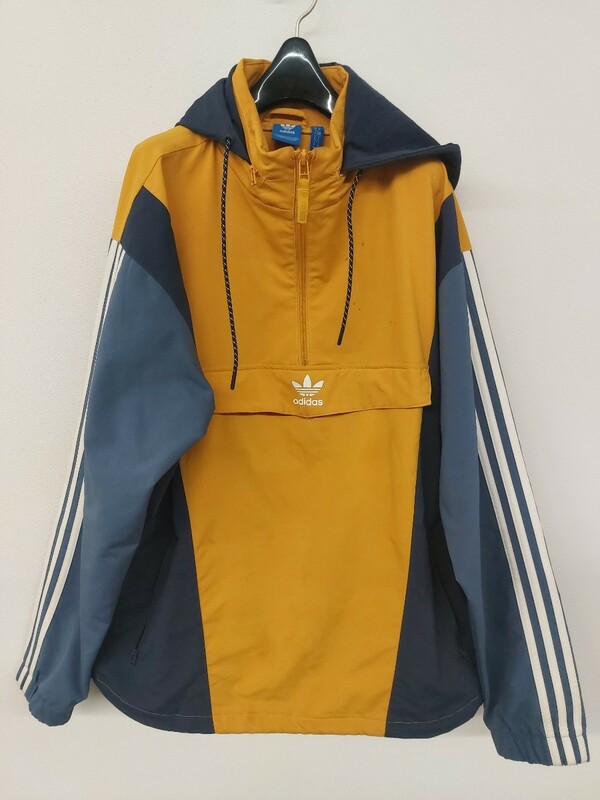 11519　adidas アディダス デザインハーフ ジッププルオーバー パーカー サイズM 古着 USED品