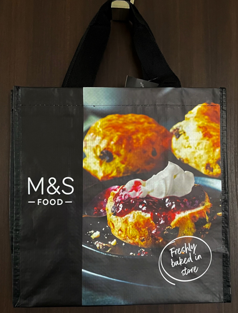 【送料無料】 M&S マークス＆スペンサー ビニール エコバッグ トートバッグ スコーン バゲット パン イギリス 高級 スーパー レジ袋 
