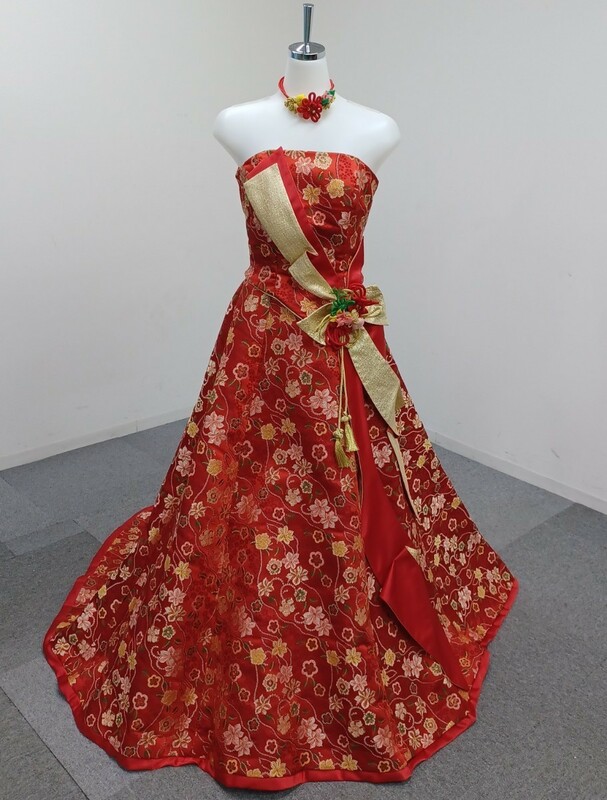  【送料無料】石) カラードレス ⑪ 9号 赤 刺繍 花柄 和ドレス ファンシー 結婚式 パーティー 衣装 ウエディング ブライダル (240130)