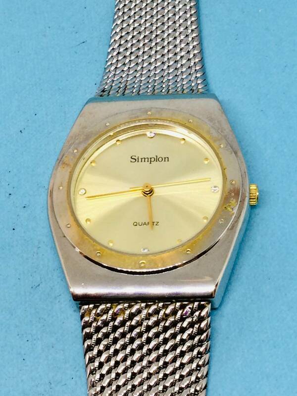 (C30)シックな時計(*'▽')SIMPLON・シンプロン（電池交換済み）シルバー・メンズ腕時計USED（送料全国一律185円）素敵な時計です。