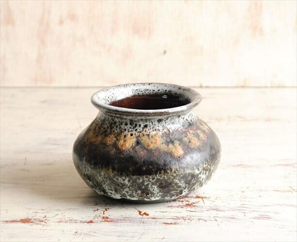 ドイツから ヴィンテージ 陶器の花瓶 花器 Art pottery Fat Lava フラワーポット 一輪挿し フラワーベース ミッドセンチュリー_ig3679