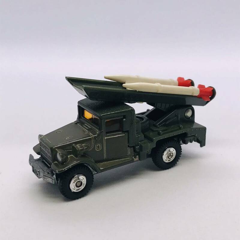 EL546 トミカ 日本製　自衛隊ロケット車　HQ15V