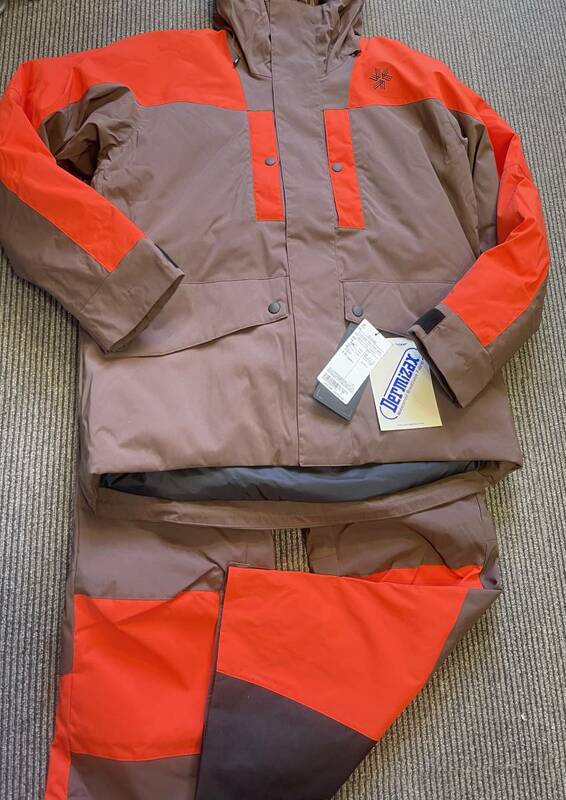 23/24 Goldwinスキーウェア2-tone Color Jacket&Pants上下Sサイズ