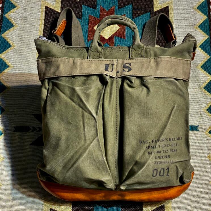 完璧なヴィンテージの再現がとってもクール ミリタリー復刻 2WAYタンカーバッグ 帆布鞄 ヘルメットバッグ アメカジ 新品未使用 バイク