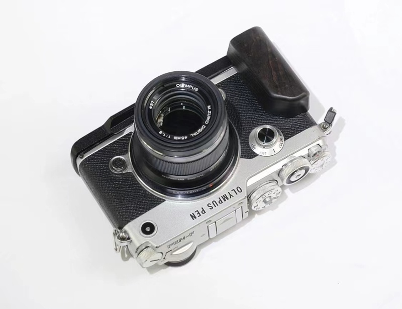 新品 OLYMPUS PEN-F用 ハンドグリップ （黒檀/アルミニウム)