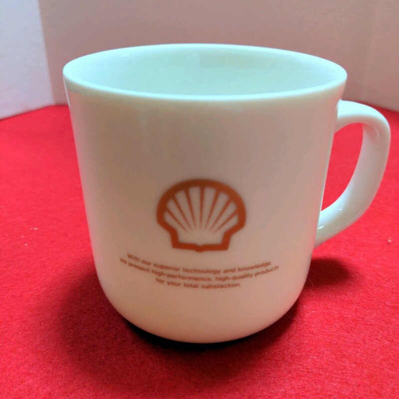 SHELL 昭和シェル石油 マグカップ 非売品 未使用 陶器　ホワイト〈 非売品 〉新品　自宅保管品　コップ　陶器製　高さ約8cm 口径約7.8cm