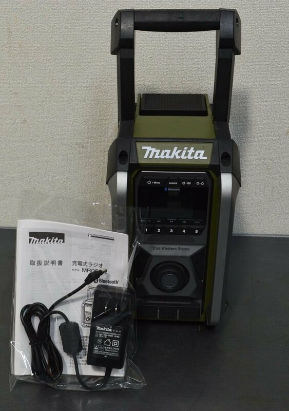 【makita】40Vmax//充電式ラジオ//Bluetooth搭載//【MR005G】//ACアダプタ付属//オリーブ/中古品(菅2203YO)