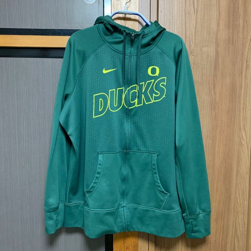 NIKE ナイキ フルジップパーカー 古着 グリーンDUCKSダックスカレッジサッカー サイズXXL裏起毛