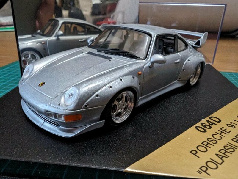 絶版!! VITTESE 1/43 ポルシェ911 GT2