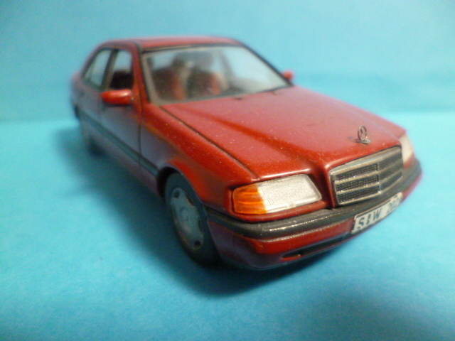 1/43ミニチャンプス メルセデス ベンツ C180 Cクラス Mercedes Benz MINICHAMPS